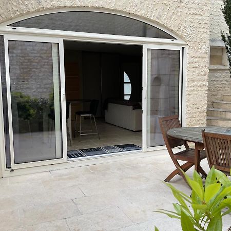 Logis Du Faubourg Petite Maison De Charme, Tranquille, Calme Et Lumineuse Val-de-Mercy Εξωτερικό φωτογραφία